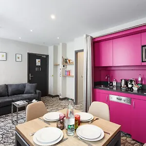 https://serotel-suites.fr-paris.fr