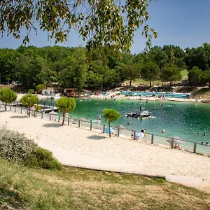 Terres De France - Les Hameaux Des Lacs Francia